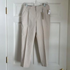 Banana Republic Authentic Chino Slim Fit NWT